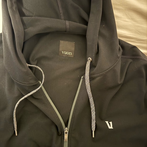 Vuori Jackson Hoodie - men’s XL - Picture 2 of 3